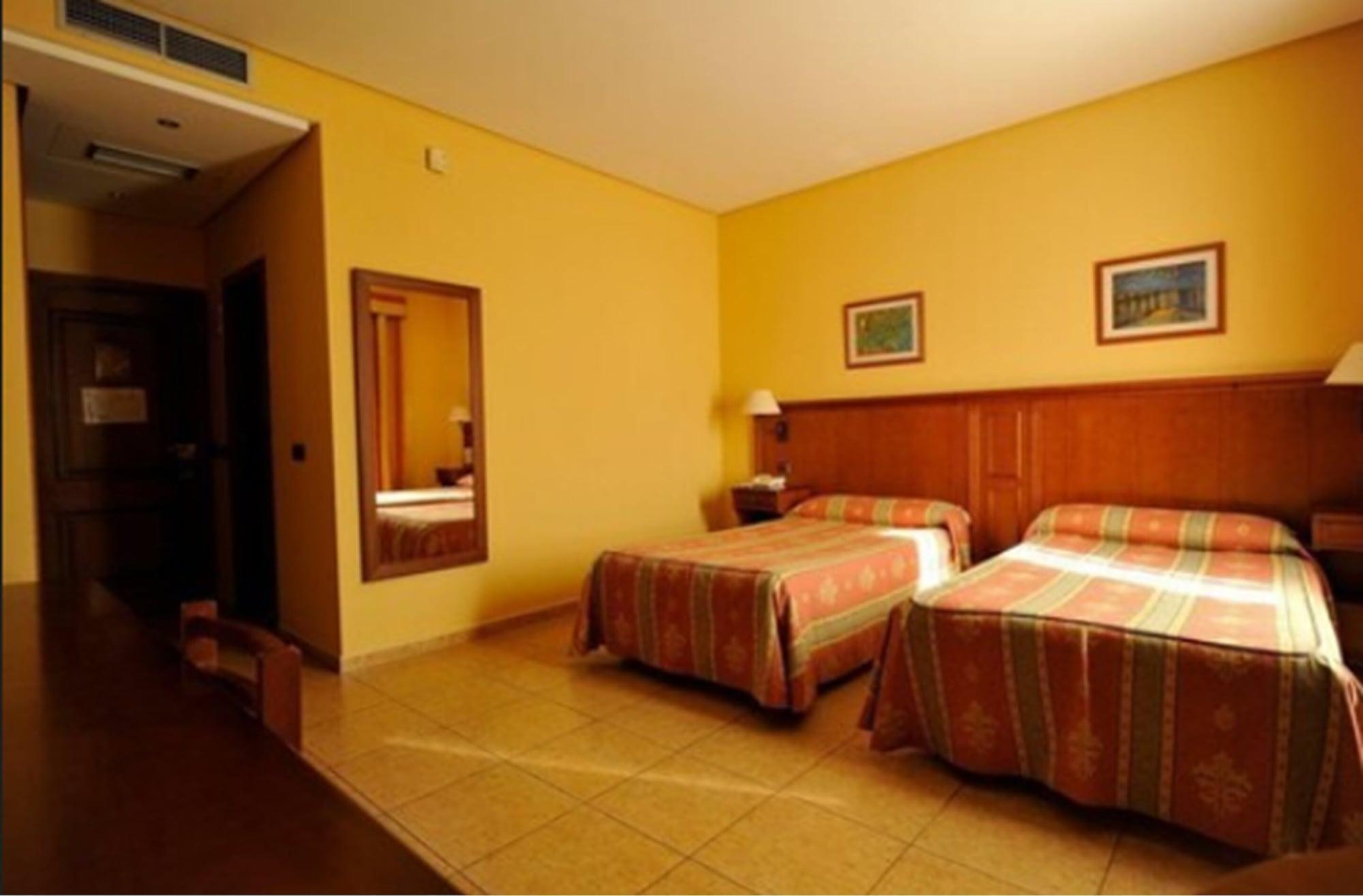 Hotel Lozano Antequera Extérieur photo