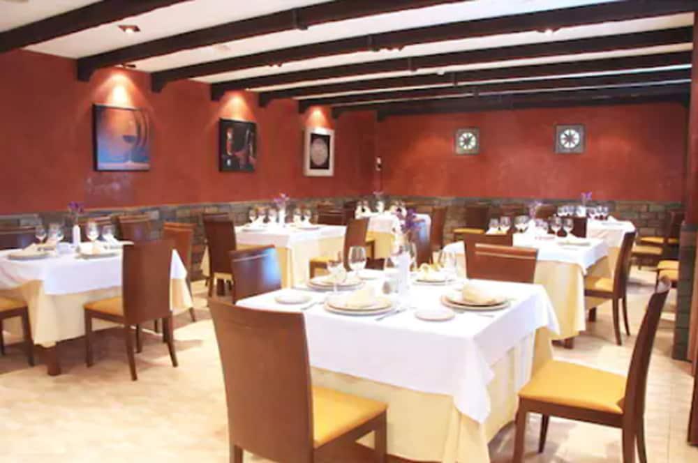 Hotel Lozano Antequera Extérieur photo