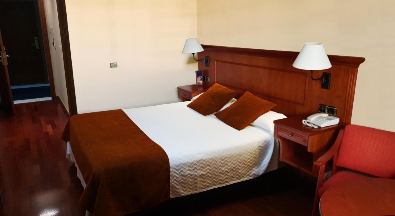 Hotel Lozano Antequera Extérieur photo