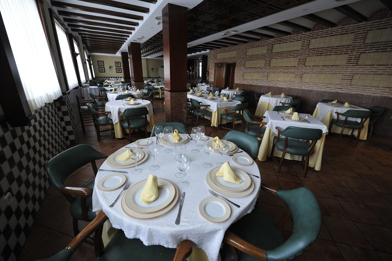 Hotel Lozano Antequera Extérieur photo