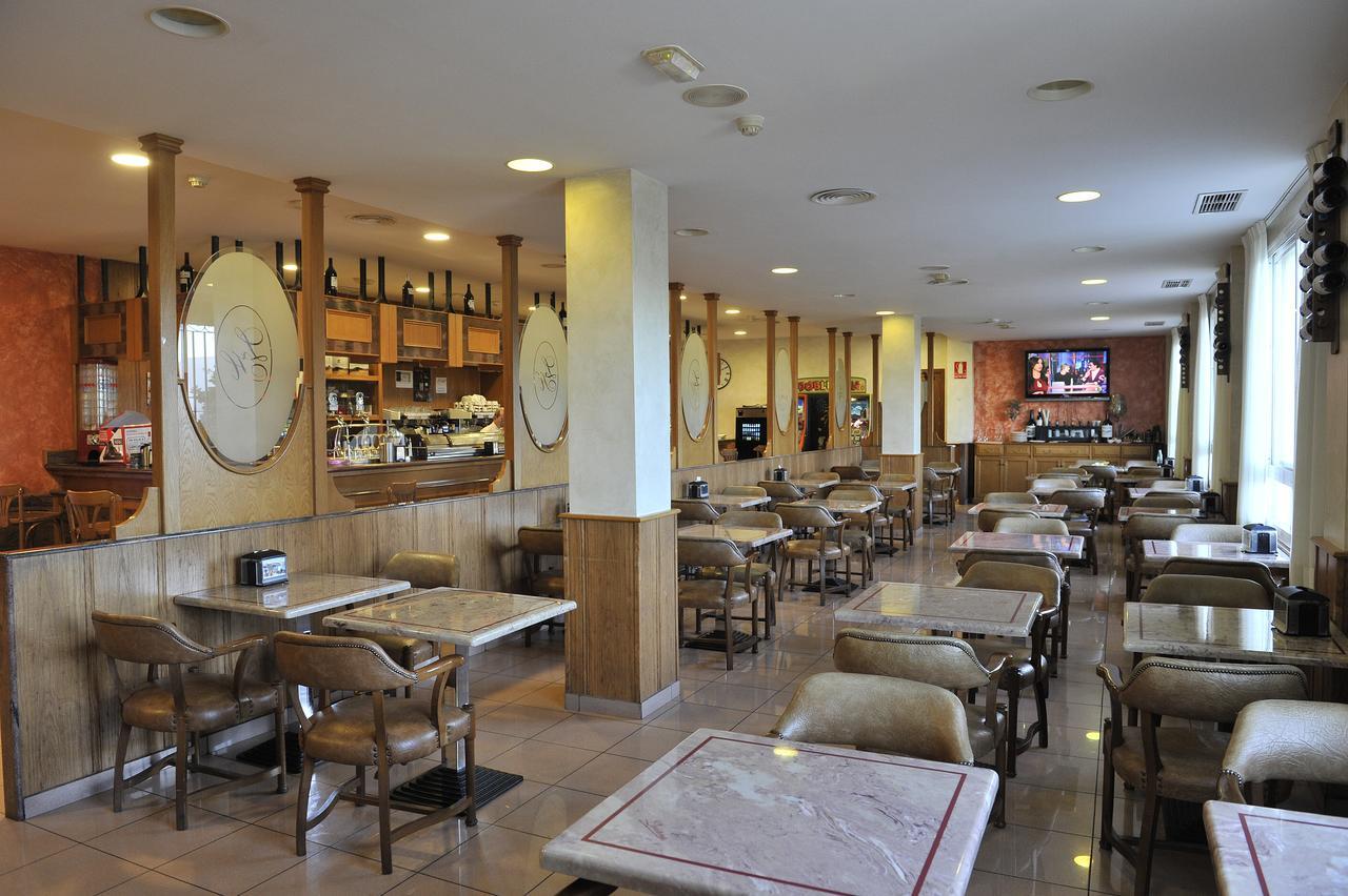 Hotel Lozano Antequera Extérieur photo