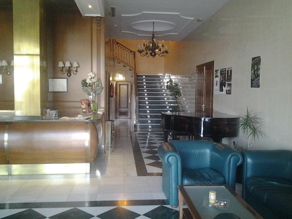 Hotel Lozano Antequera Extérieur photo